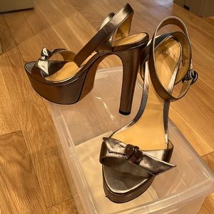 Alexandre Birman pewter heels